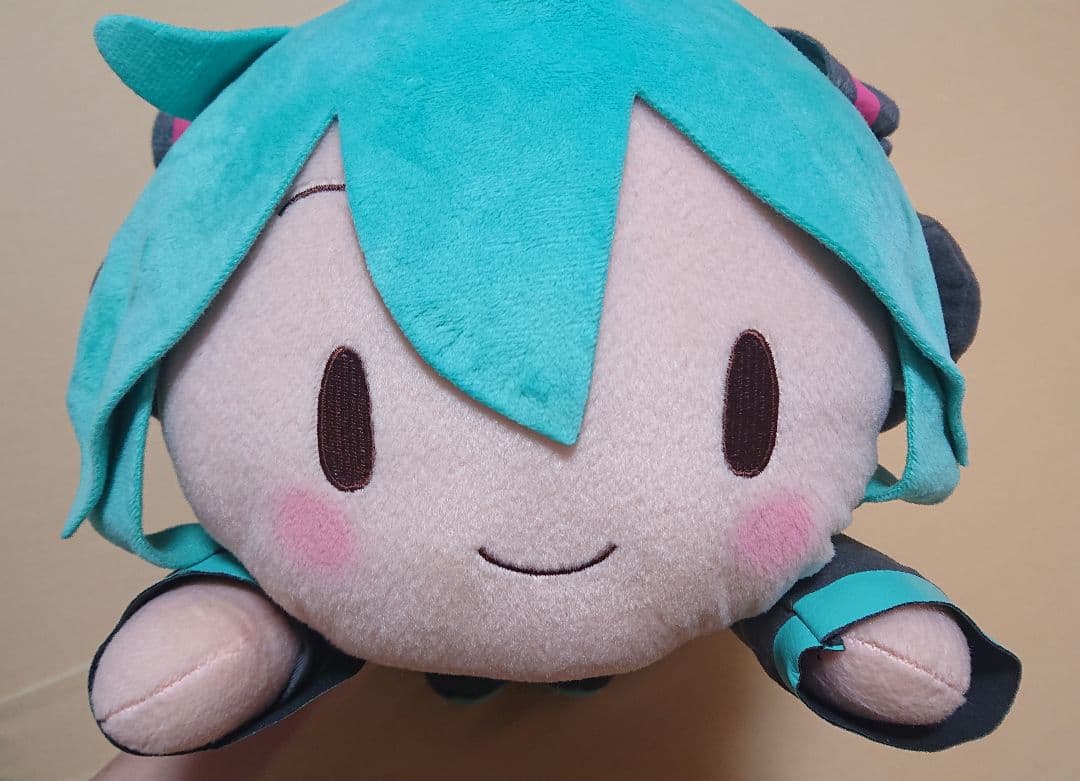 初音ミク メガジャンボ寝そべりぬいぐるみ