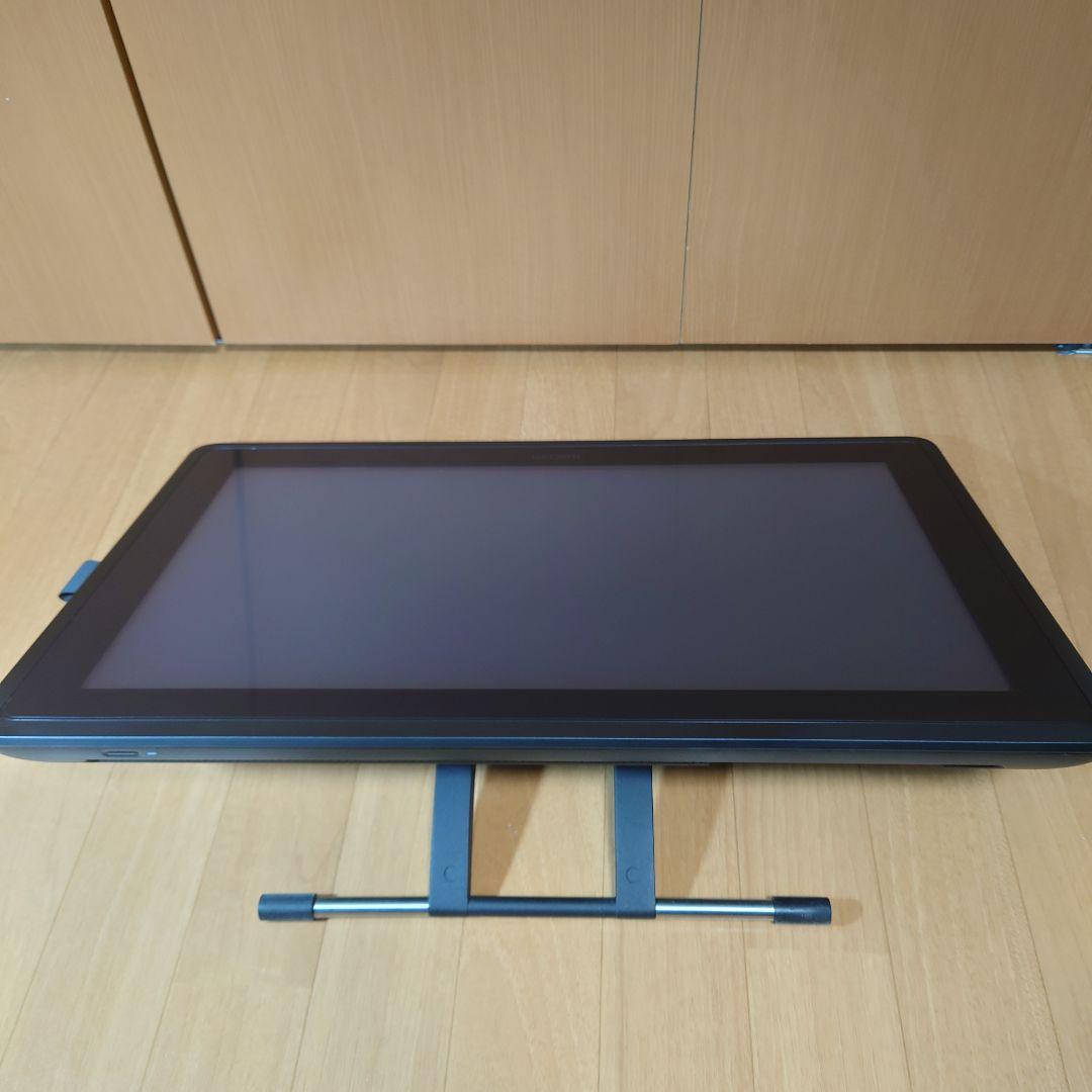 液タブ・ペンタブ Wacom Cintiq 22 (DTK2260K0D)