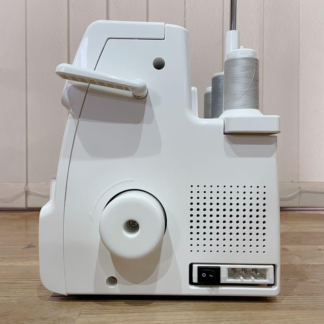 【美品】brother ロックミシン ホームロック かがり II L0237