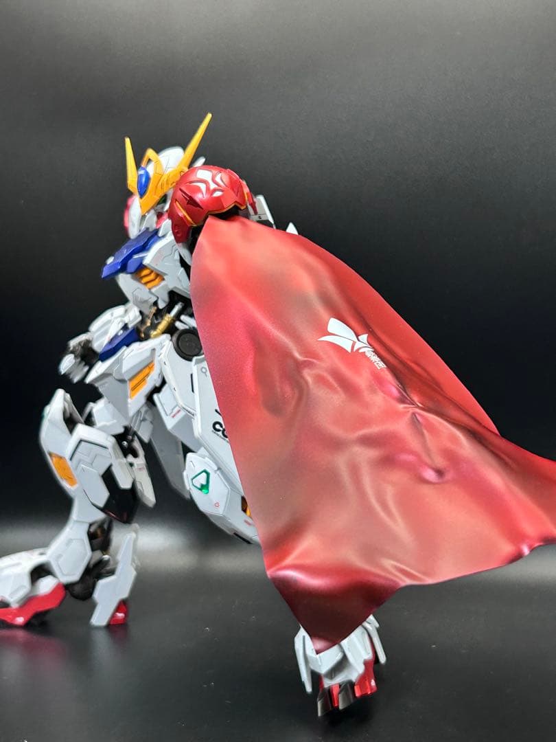 MG ガンダムバルバトスルプス　全塗装済み完成品マント鉄血のオルフェンズ