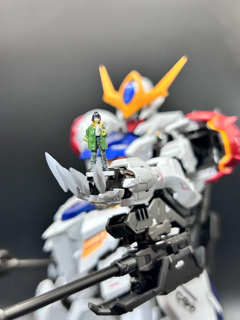 MG ガンダムバルバトスルプス　全塗装済み完成品マント鉄血のオルフェンズ