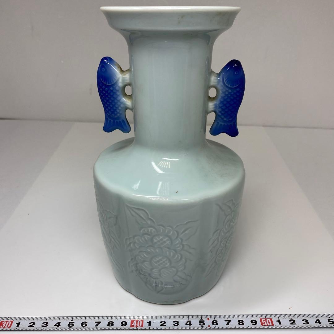 中国美術　魚耳　青磁花瓶　高さ約21.8㎝　タサオ　東さ7-0609②