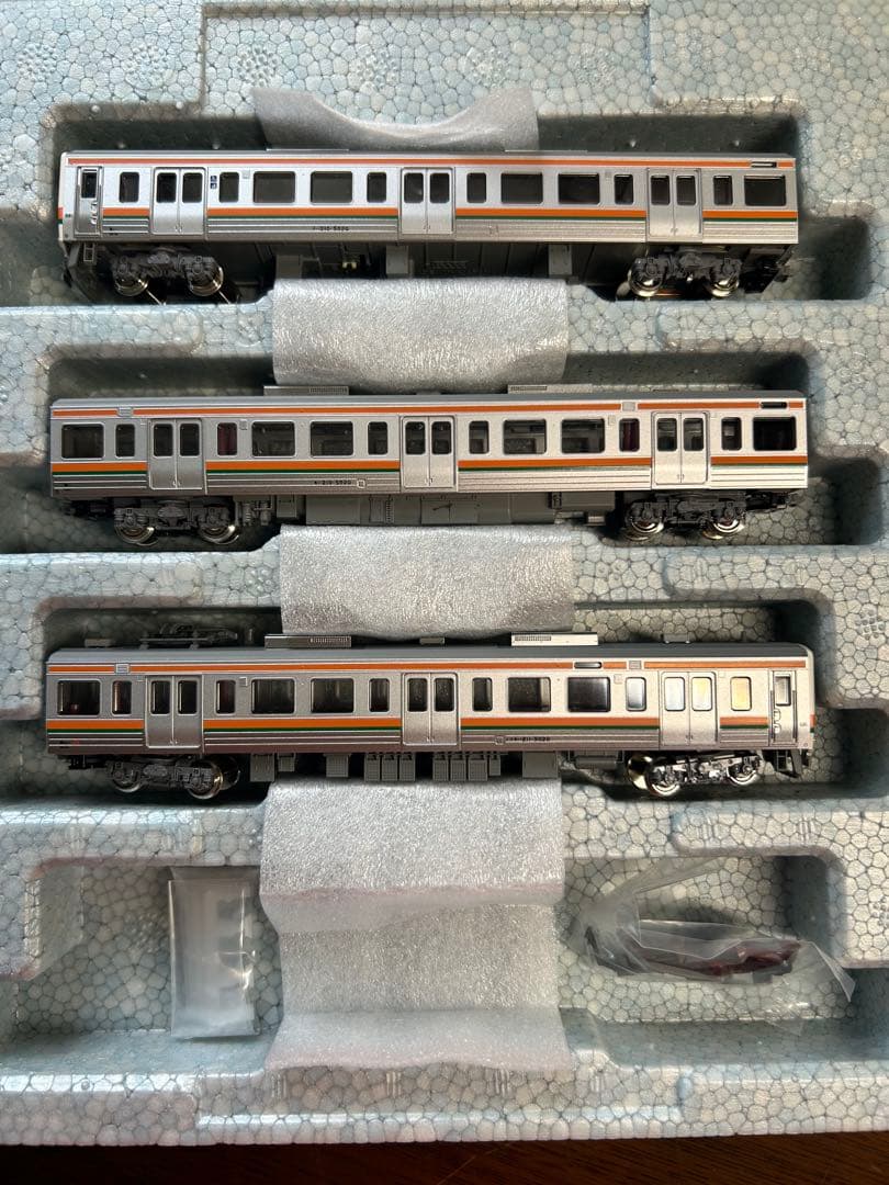 KATO 211系5000番台 10-1860 3両セット 中央本線