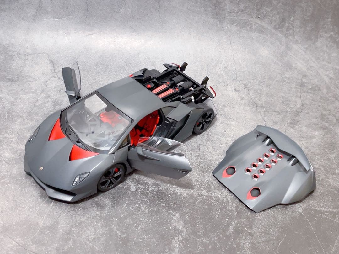 オートアートSignature 1/18 ランボルギーニ　セストエレメント