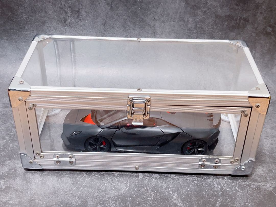 オートアートSignature 1/18 ランボルギーニ　セストエレメント