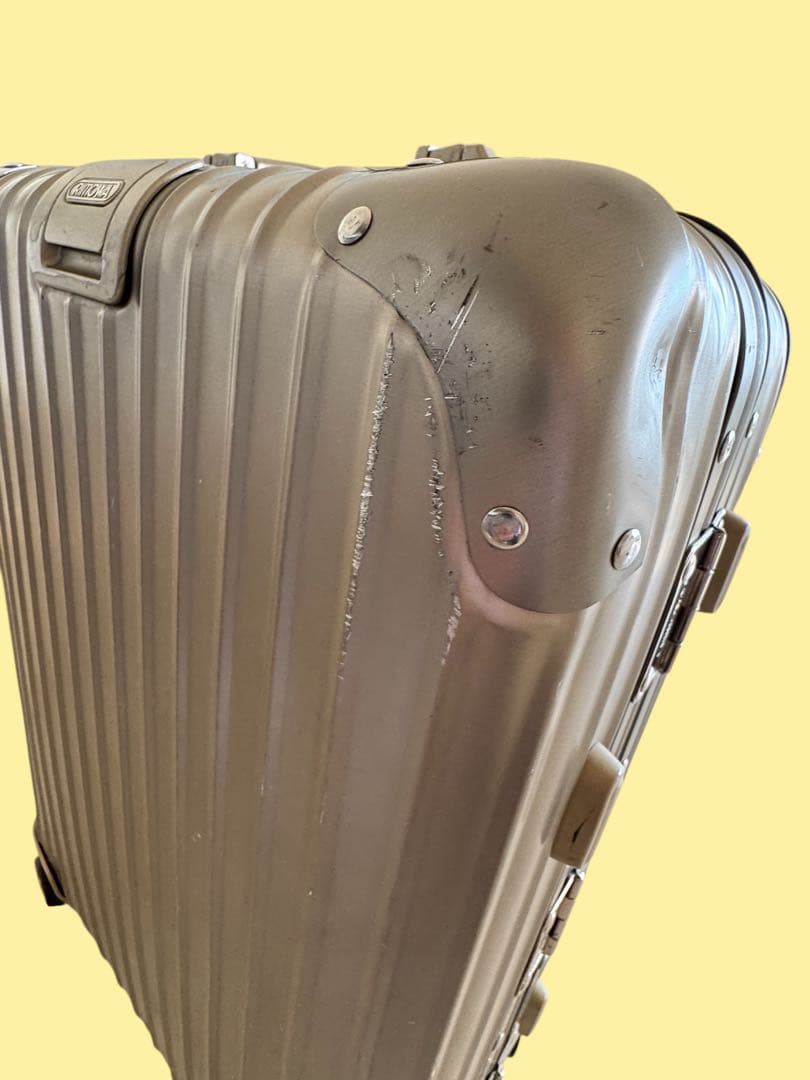 RIMOWA リモワ トパーズプレミアム アルミスーツケース 32L ゴールド