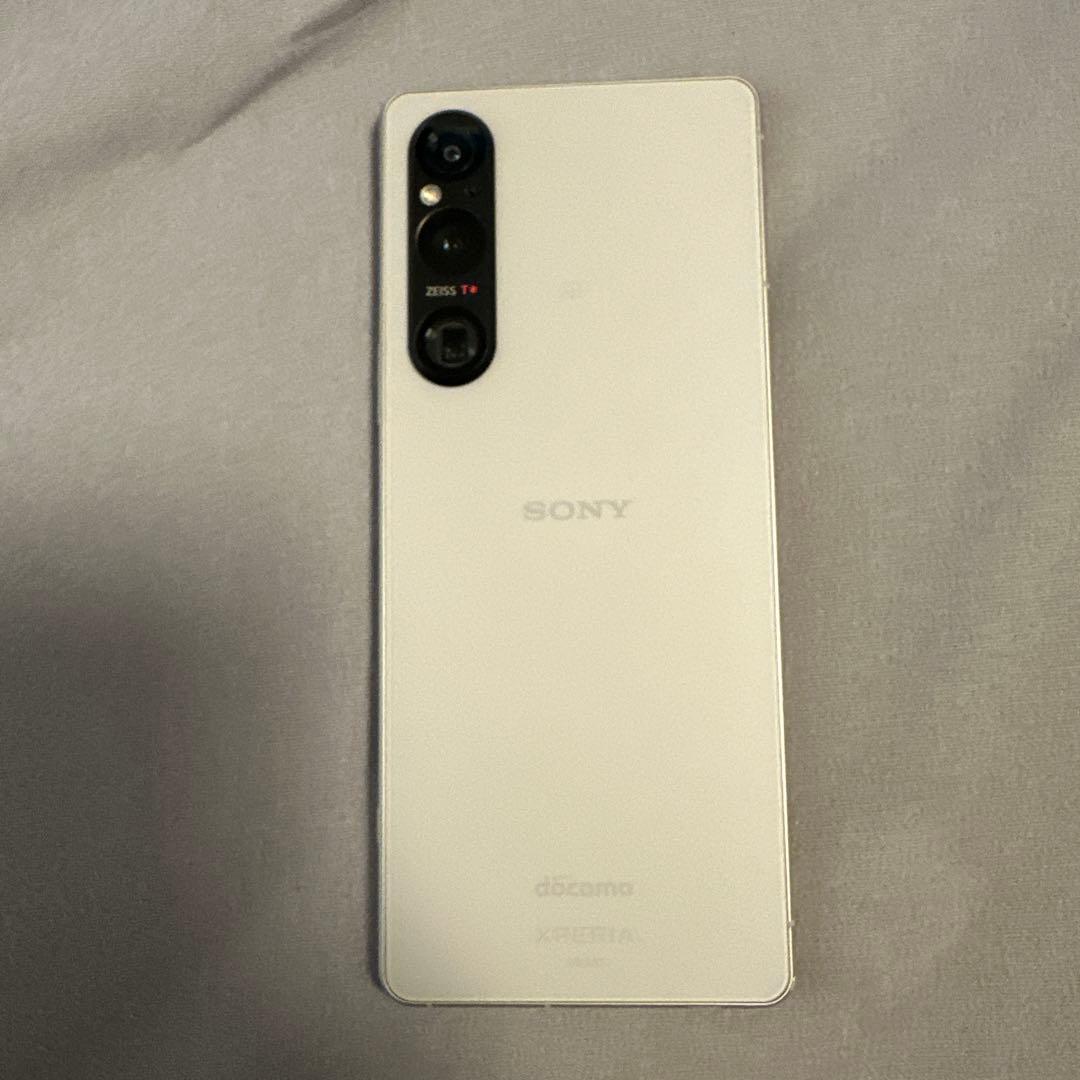 SONY Xperia 1 V docomo SO-51D SiMフリー 3
