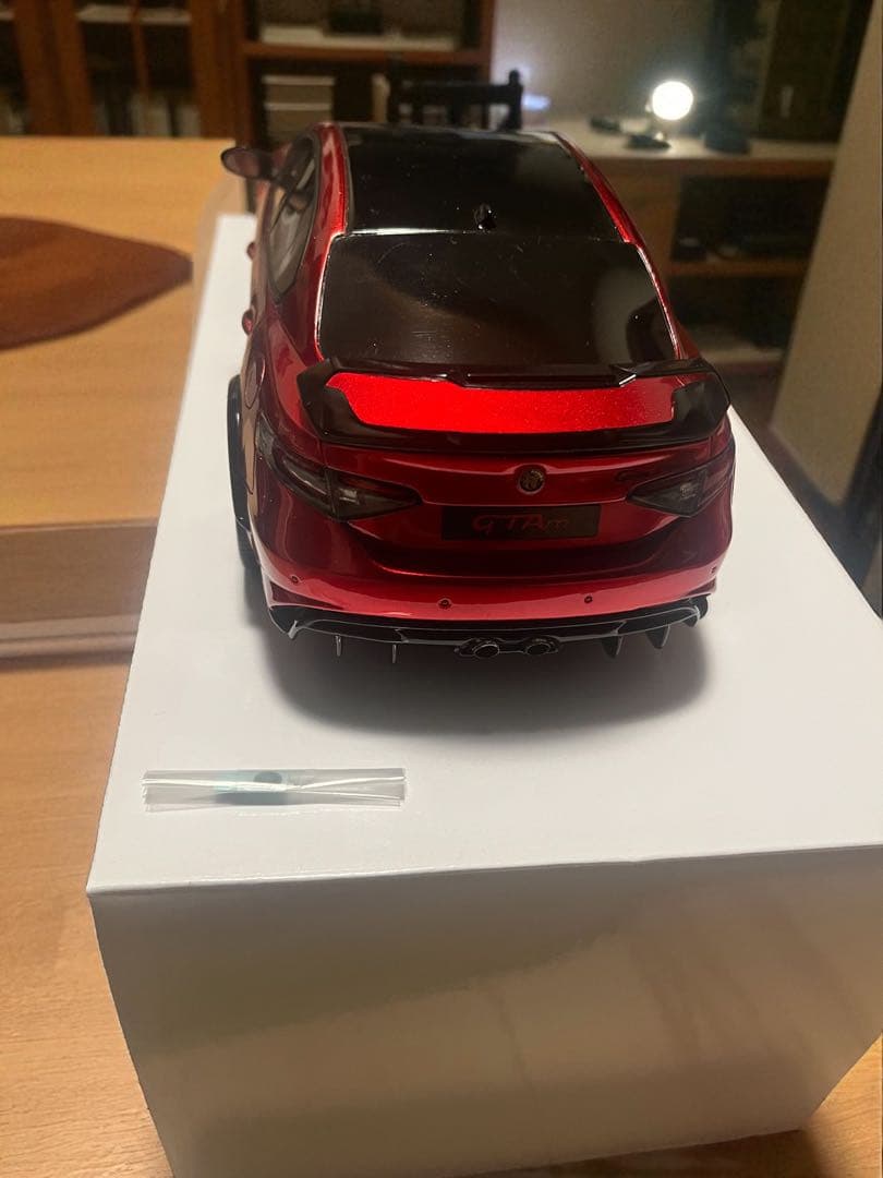 京商　OttO　アルファロメオ　ジュリア　GTA　ミニカー　車　1/18