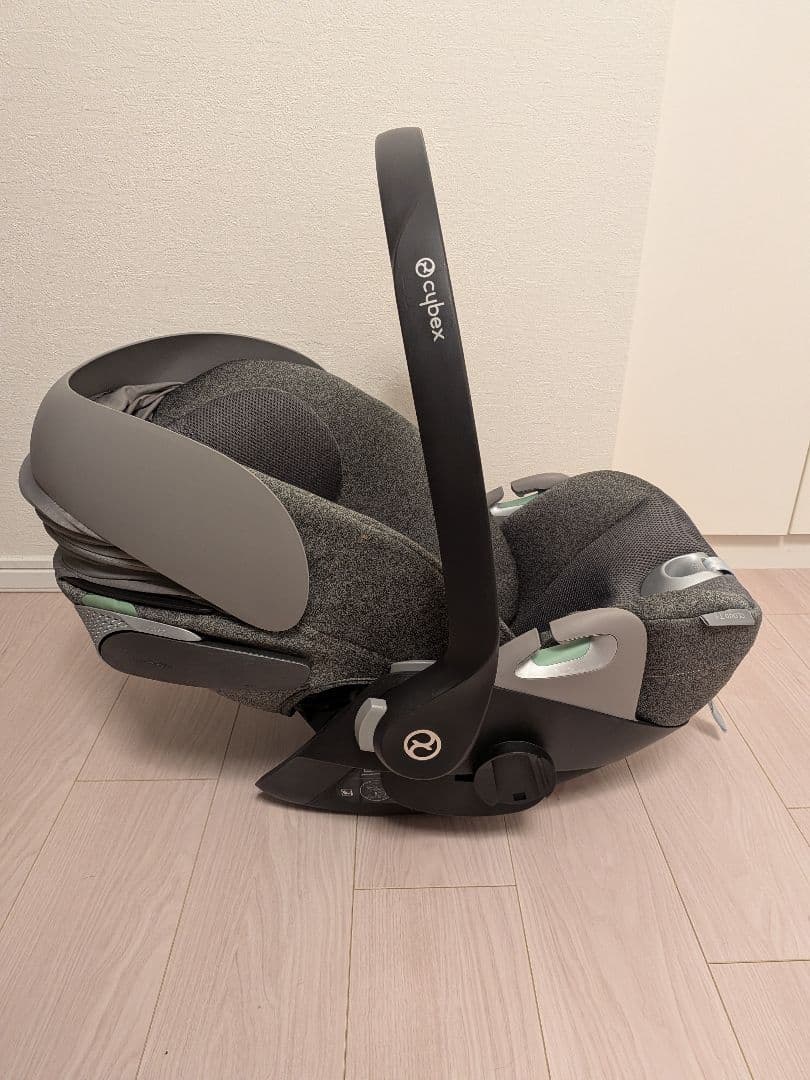 さ*ら様 人気【美品】cybex サイベックス クラウドZ i-size