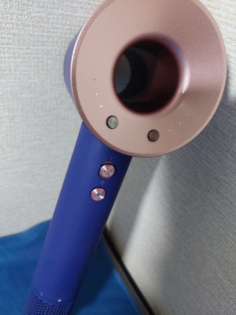 Mami様　ダイソン　ヘアドライヤー　HD08　1200W