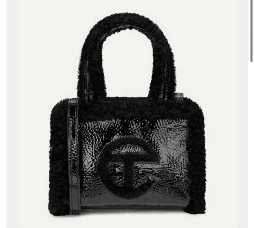 UGG TELFAR レザーショルダーバッグ