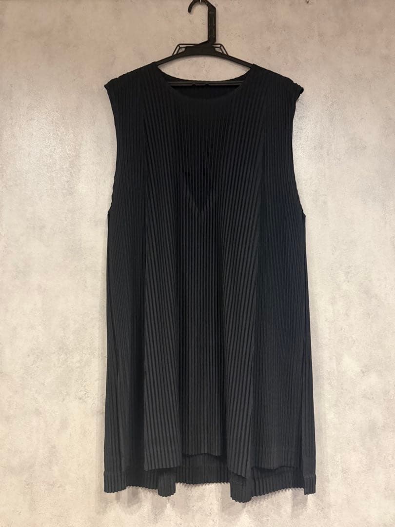 【イッセイミヤケ】MONTHLY COLOR JANUARY