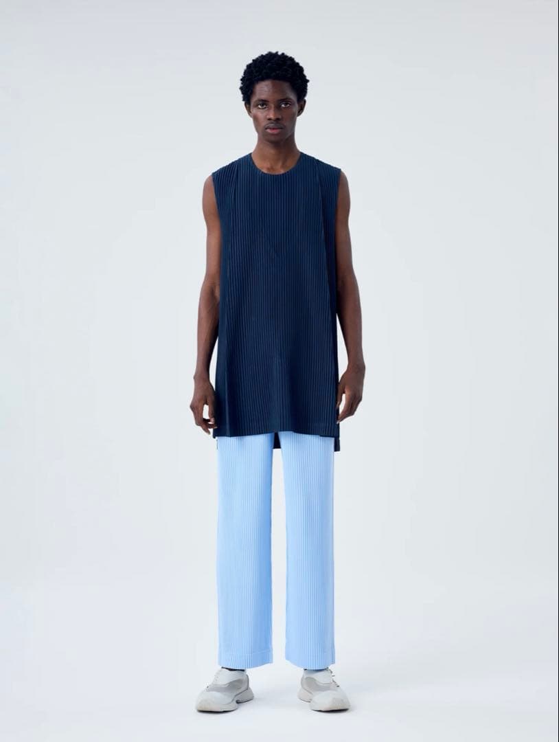 【イッセイミヤケ】MONTHLY COLOR JANUARY