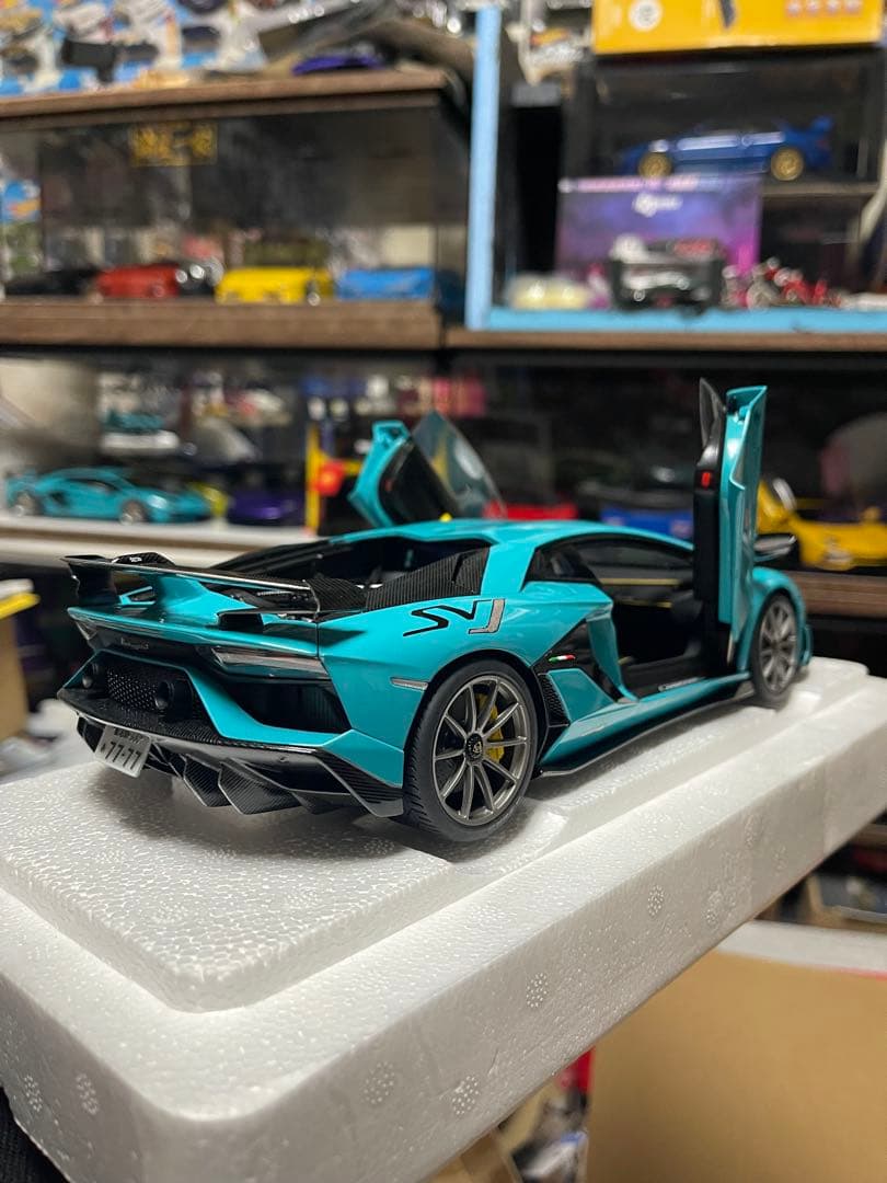 Autoart Lamborghini Aventador SVJ 水色