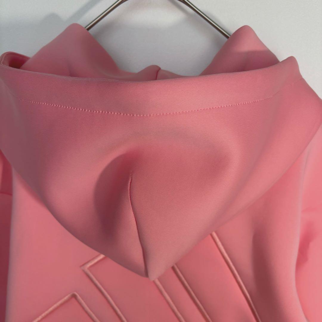 未使用アディダス ゴルフ　ダンボールニットセットアップ　フーディー　スカート