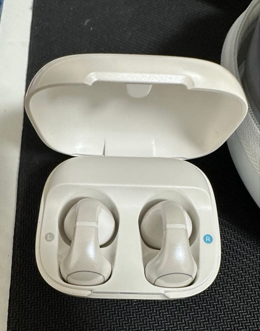 soundcore ANKERワイヤレスヘッドホン イヤホンセット（ホワイト）