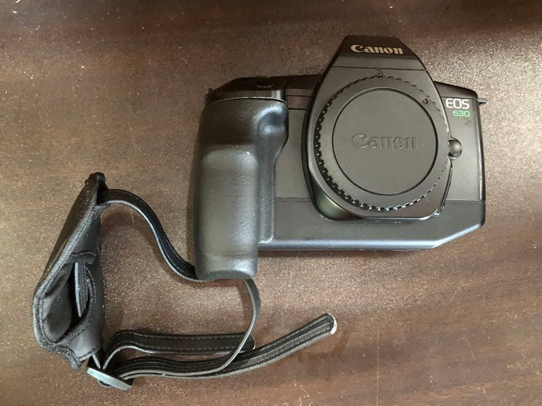 再値下げします。Canon EOS 630 フィルムカメラ　レンズ付属品有り。