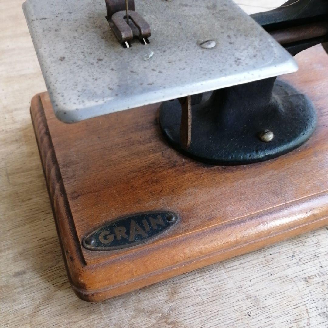 アンティーク　ミシン　イギリス　GRAND ミニ　手回し　オブジェ　ミシン