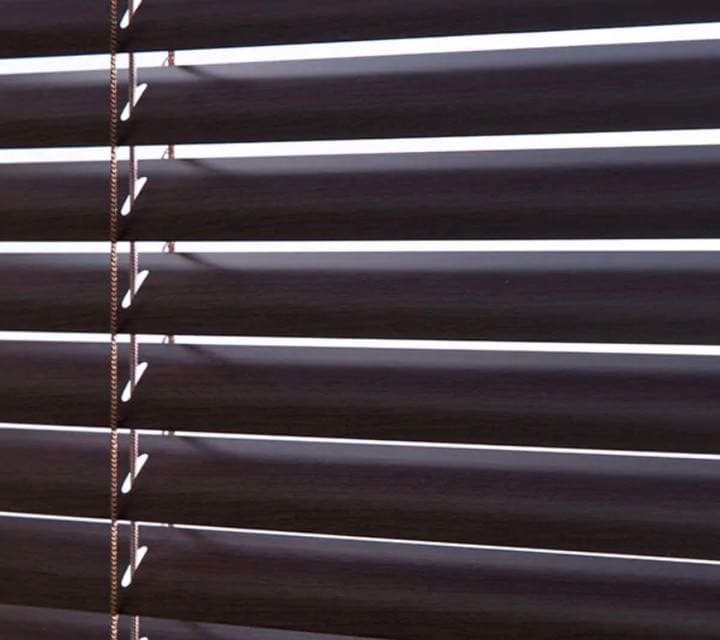 個別発送可能　ニトリ　アルミ　ブラインド　木目調