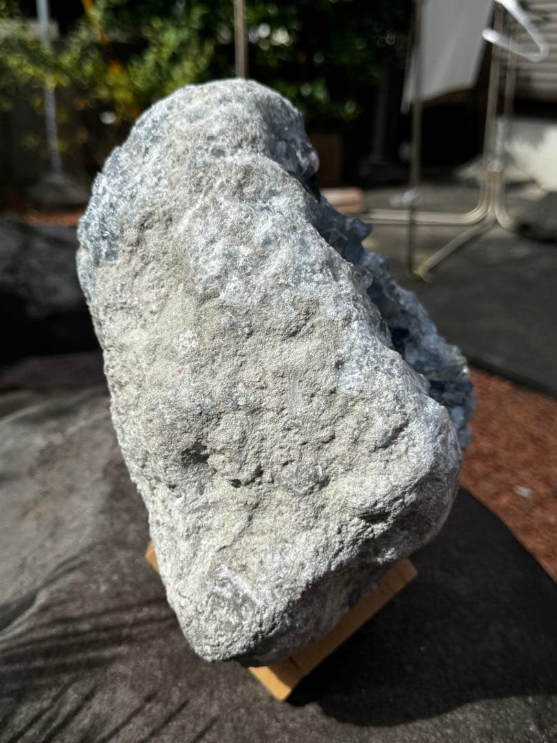 超巨大セレスタイトジオード　原石