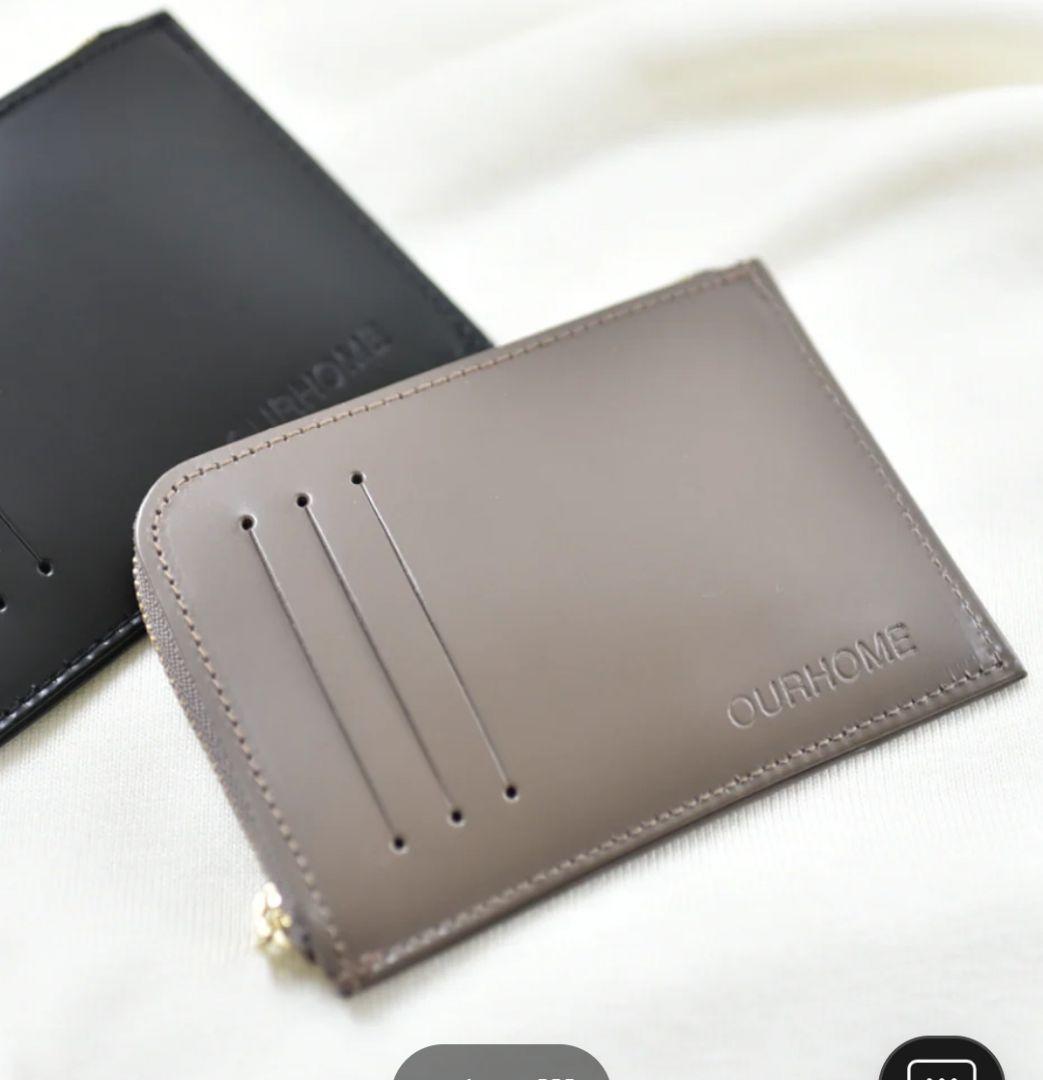 OUR　スリムなレザーミディアム財布