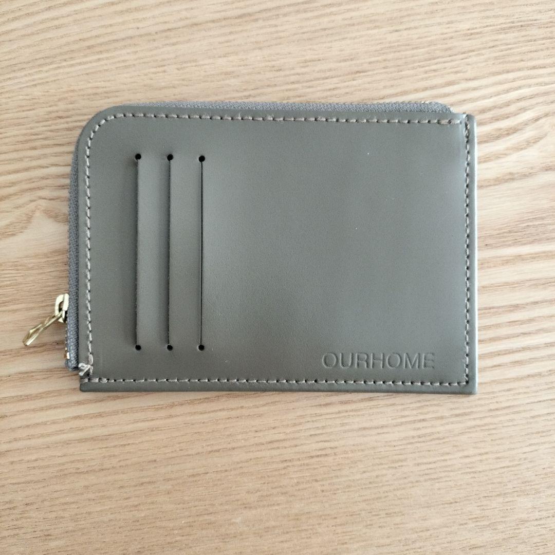 OUR　スリムなレザーミディアム財布