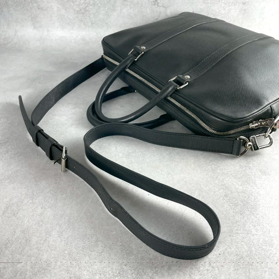 d*4様 極希少✨ ルイヴィトン タイガ ポルトドキュマン PDV PM ビジネ