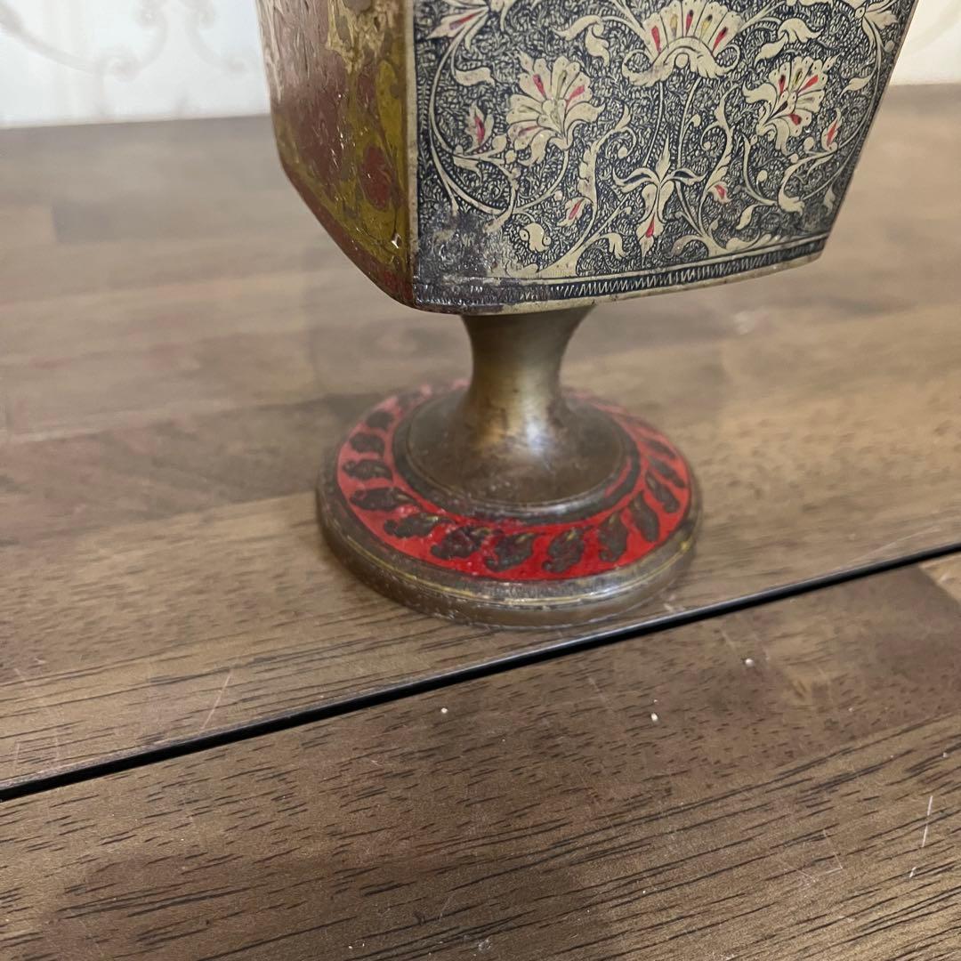 【アンティーク】真鍮製？ 花瓶 花器 花入 オブジェ 古道具 古美術 骨董品