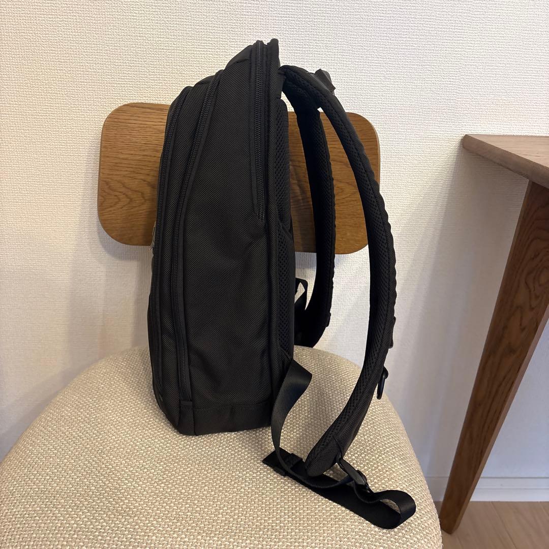 TUMI スリム・バッグパック