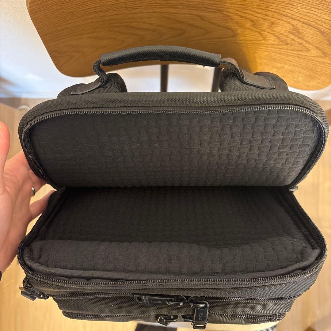 TUMI スリム・バッグパック