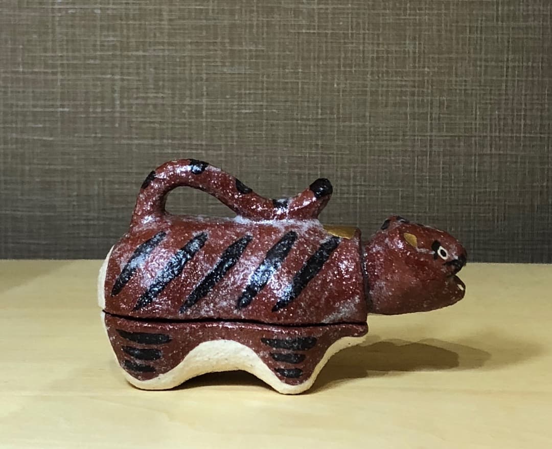 兵庫県　澤田博之作　虎　香合　無傷　共箱　古物。