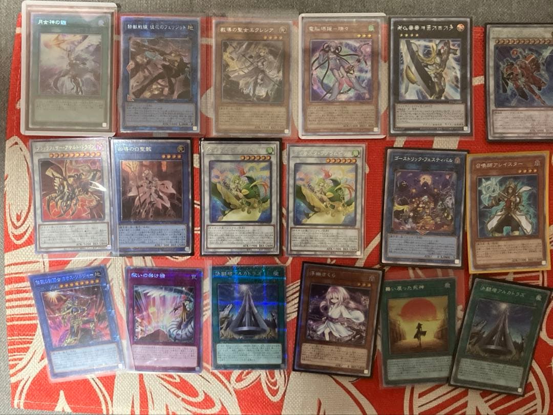 遊戯王　スリーブ、デッキ、未開封パックなど