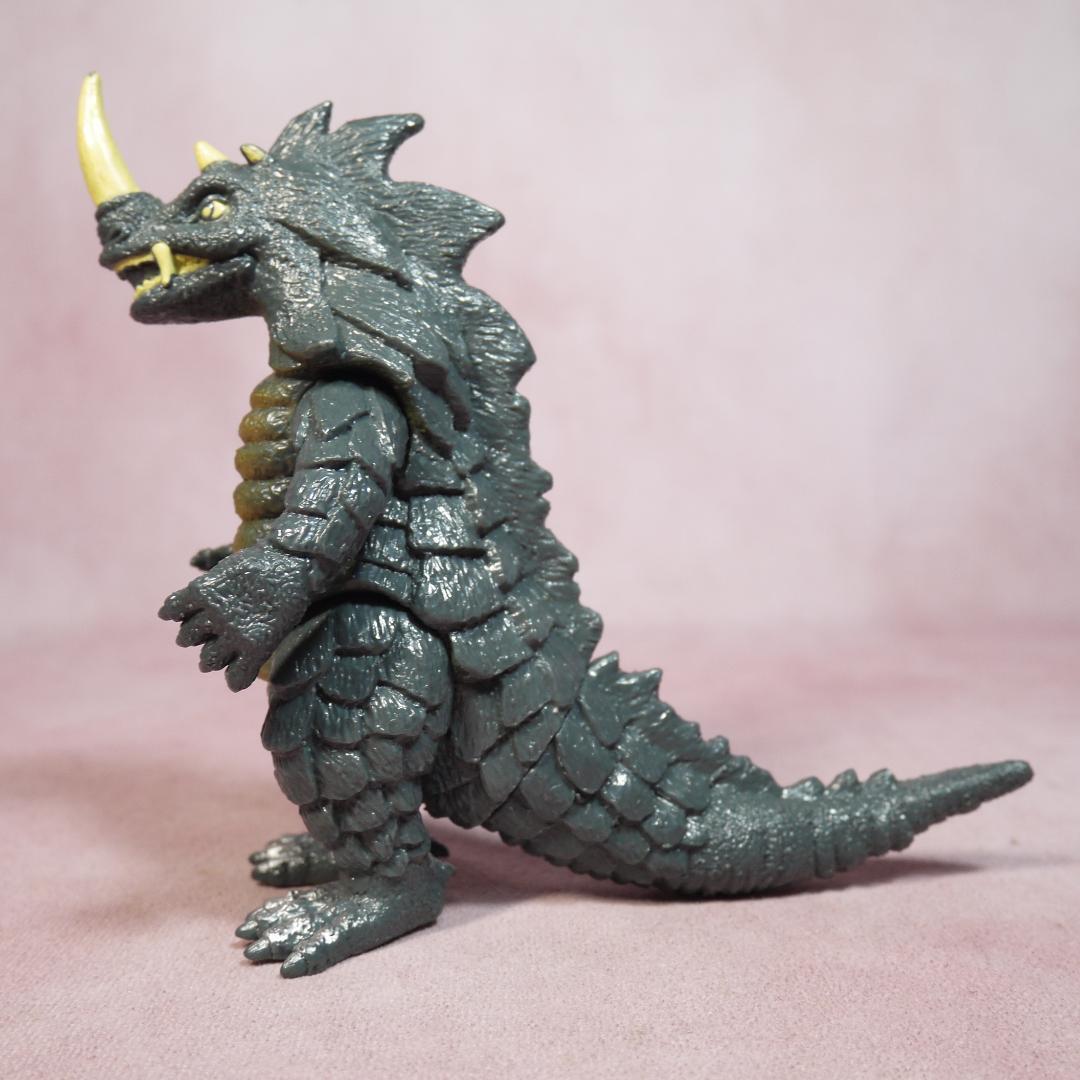 a_m_r _AI　　18件