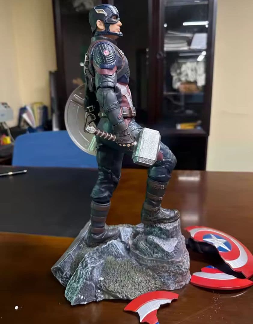 MARVEL　キャプテン・アメリカ　フィギュア