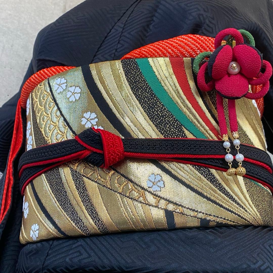 正絹　振袖　絞り　一部刺繍　ガード　黒　袷