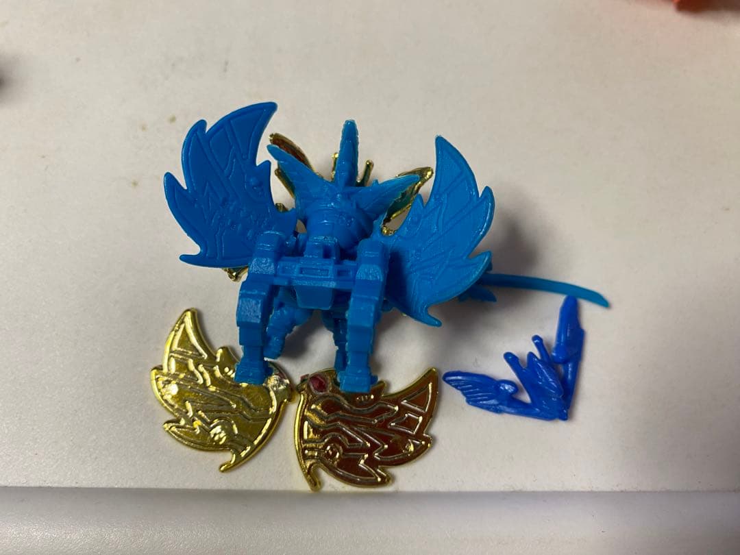 近日出品取消 ガン消し 新世大将軍(神馬凰形態) SDガンダムR 005 金