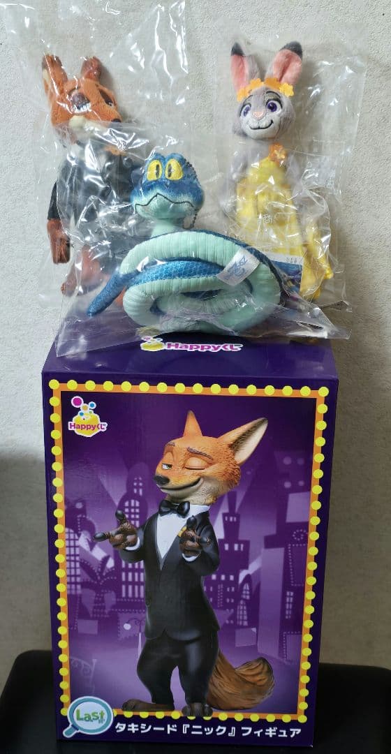 ズートピア　フィギュア　ぬいぐるみ　ニック　ジュディ　ゲイリー　セット