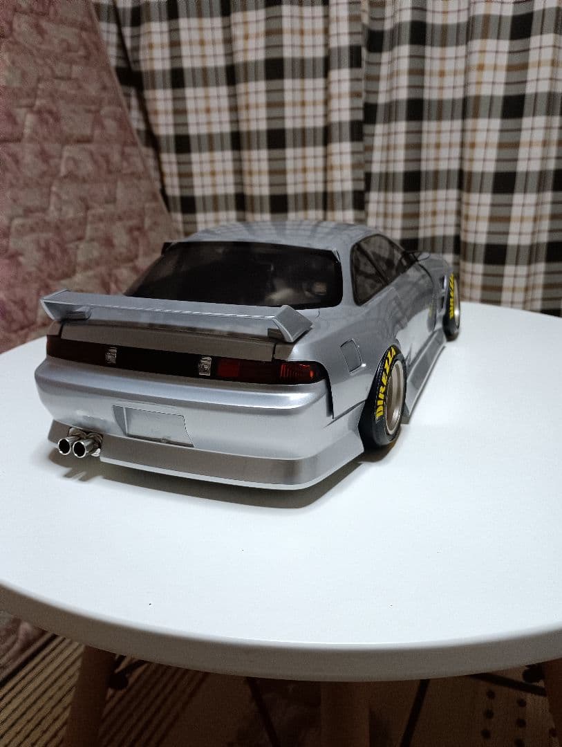 オ*ん様 S14シルビア（後期)ボディー　前後ブリスターフェンダー仕様 1/10