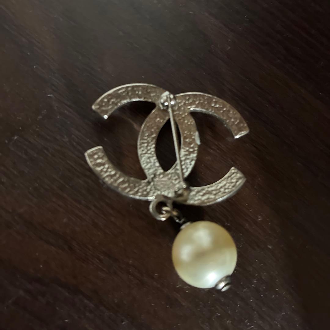 シャネルパールブローチ