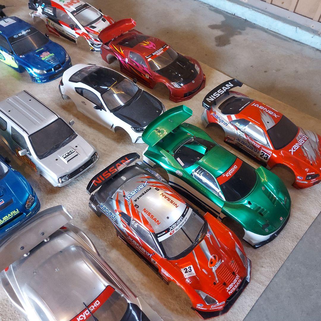 ラジコンカーボディ12台セット　ジャンク