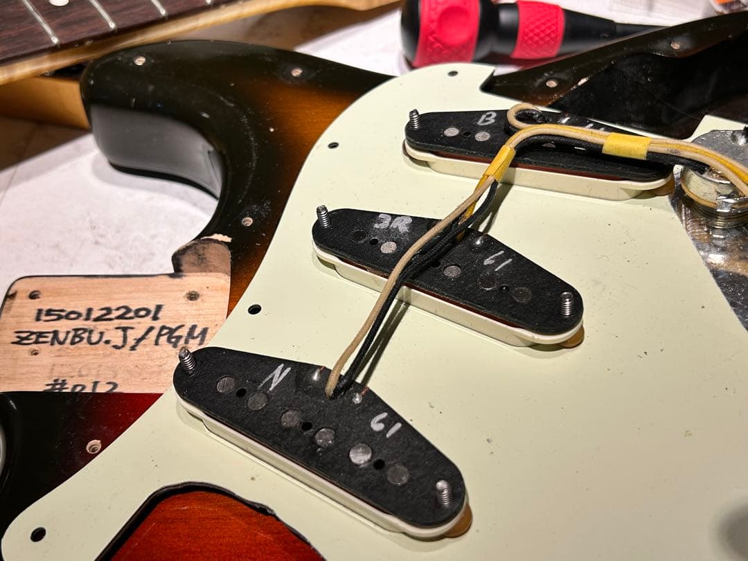 K.nyui KNST ストラトキャスター2015年製