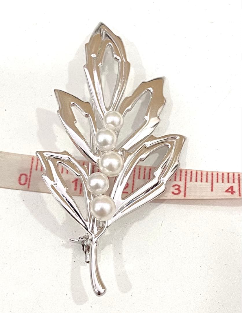カトタン様 ミキモト リーフ パールブローチ