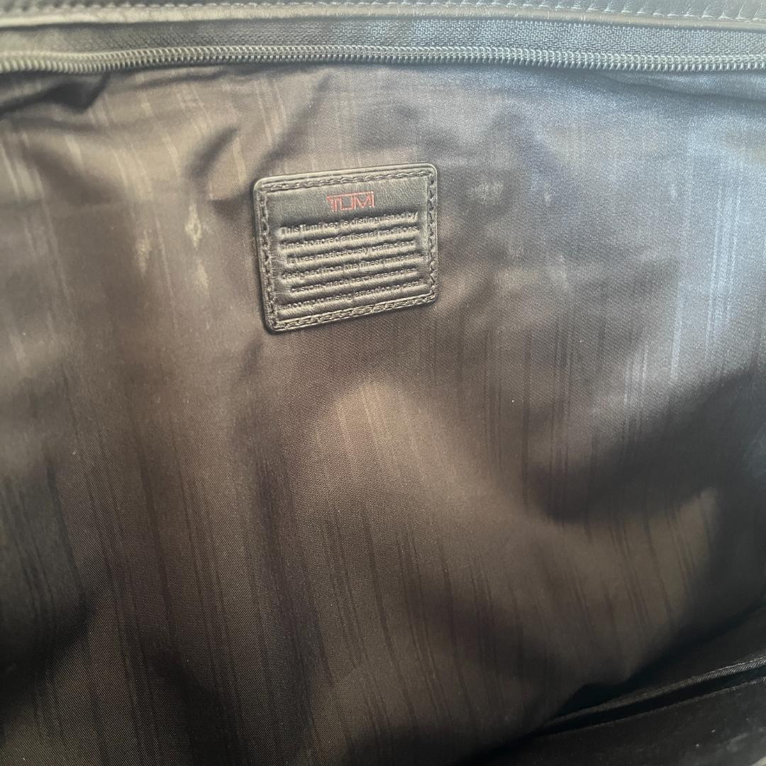 TUMI エクスパンダブル・オーガナイザー・ラップトップ・ブリーフ トゥミ