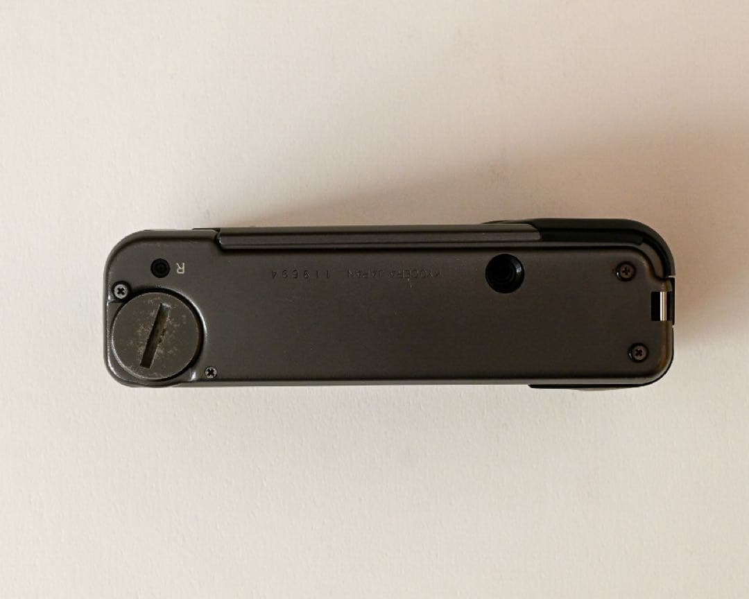 G*R様 CONTAX T2 コンパクトフィルムカメラ　チタンブラック