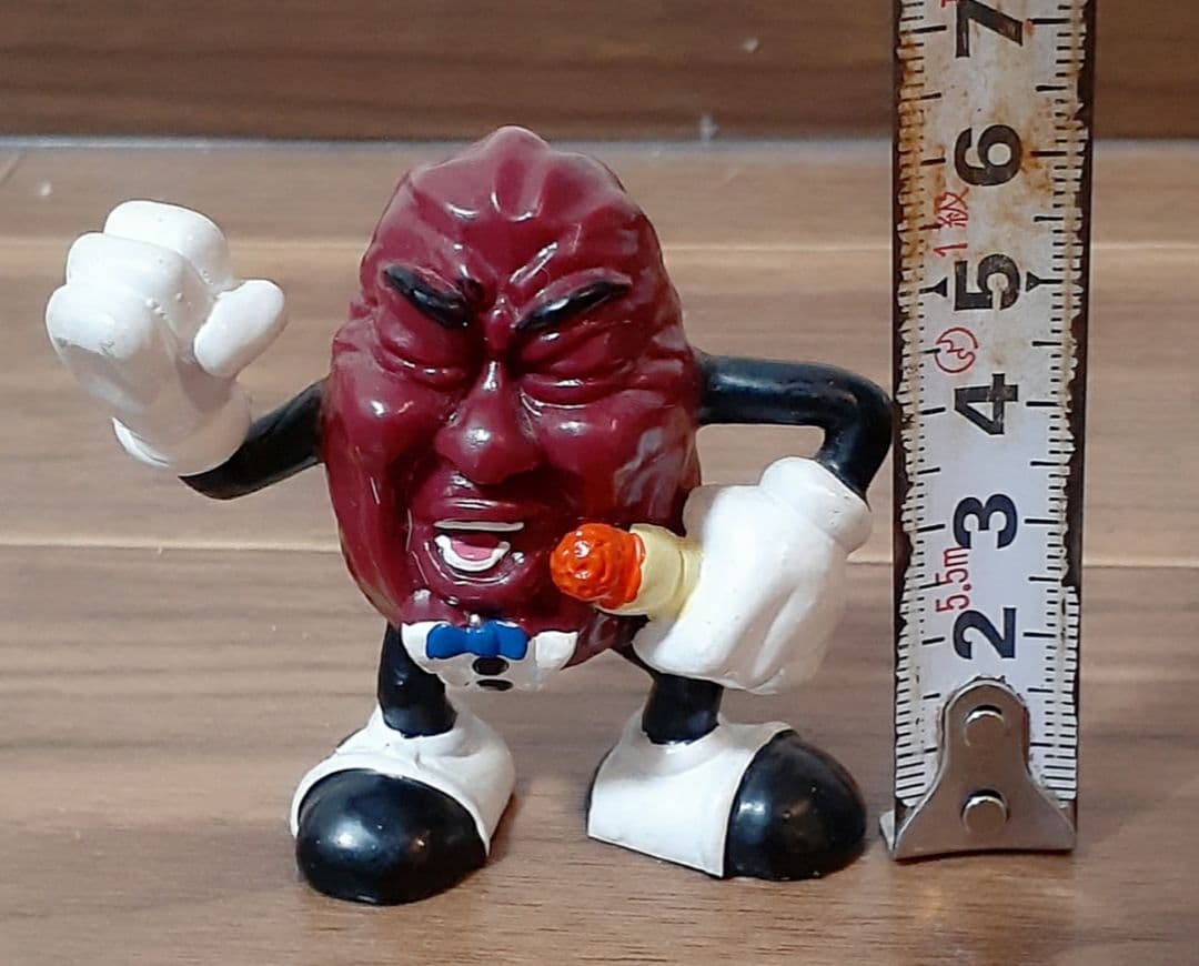 ☆売り切れ☆カルフォルニアレーズン　フィギュア　マイク