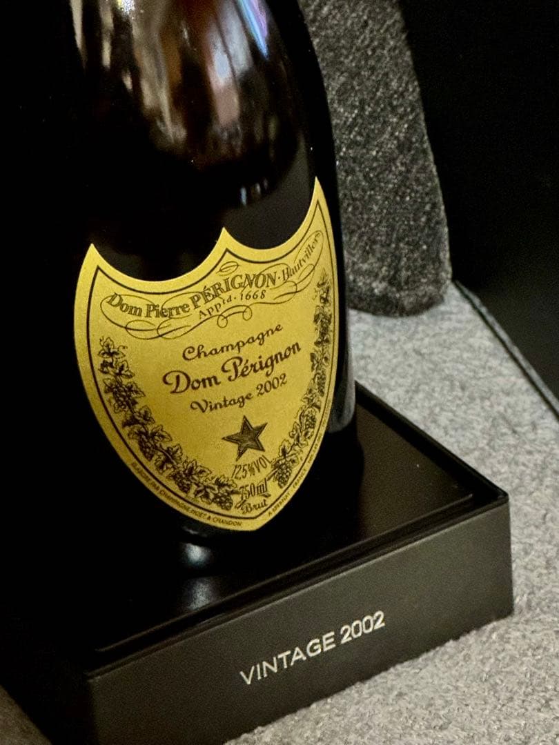 ドン・ペリニヨン Vintage 2002 箱付 未開栓 仏購入