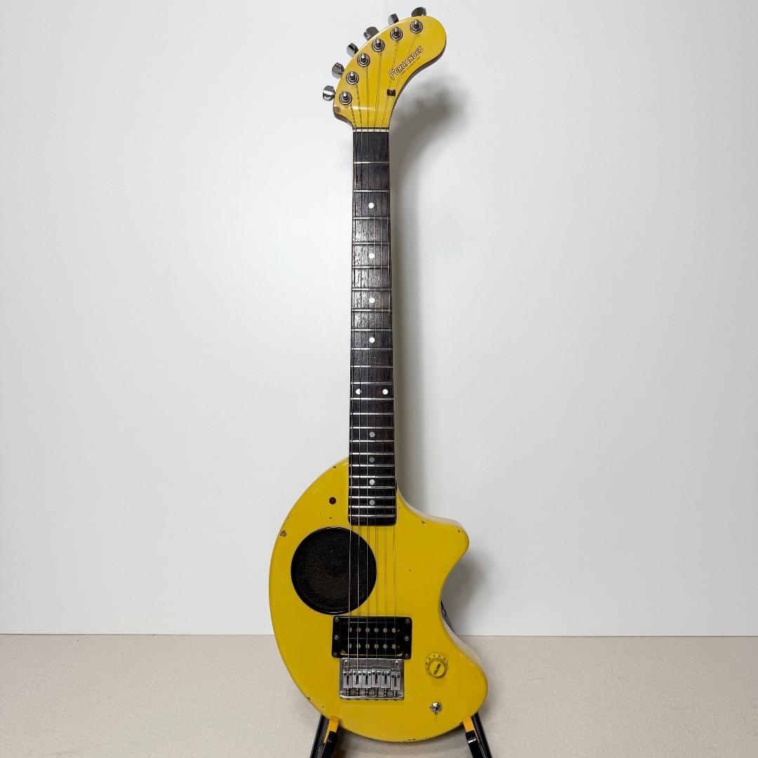 動作品 ZO-3 アンプ内臓 エレキギター レッド フェルナンデス