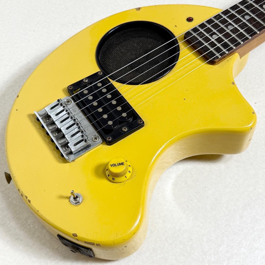 動作品 ZO-3 アンプ内臓 エレキギター レッド フェルナンデス