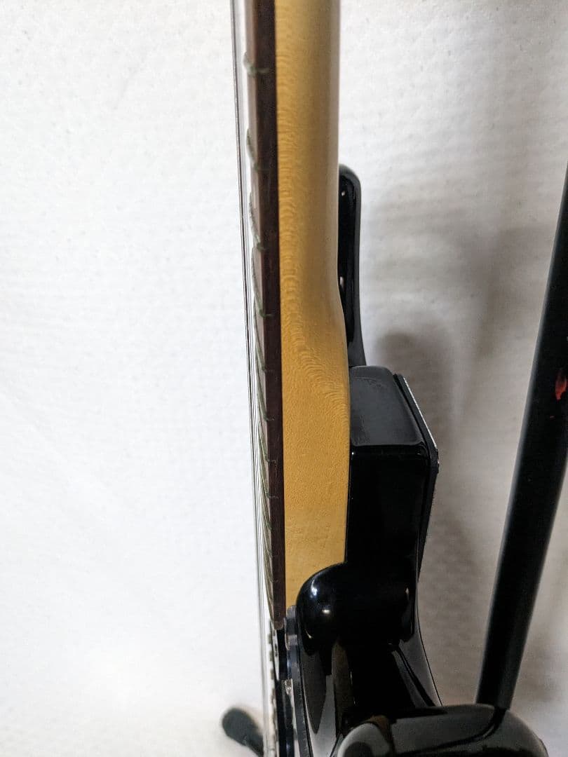 セルダー、ストラトキャスター、ミラーピックガード、エレキギター