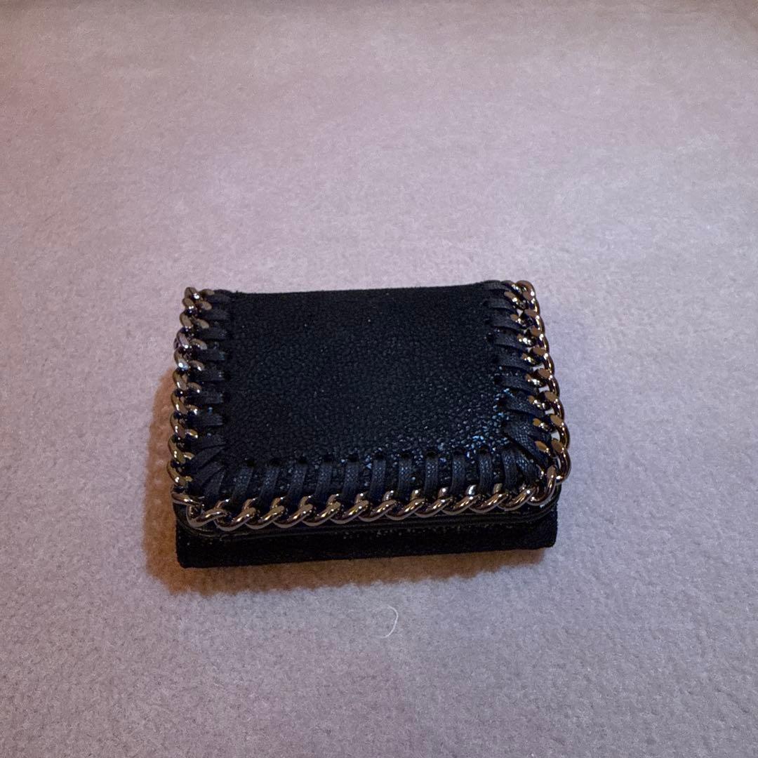 ステラマッカートニー　ファラベラスモールフラップウォレット　ブラック